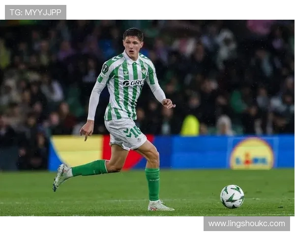 贝蒂斯中场组织