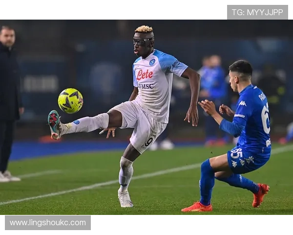 奥斯梅恩 vs 顶级中锋：争夺世界第一的路径解析