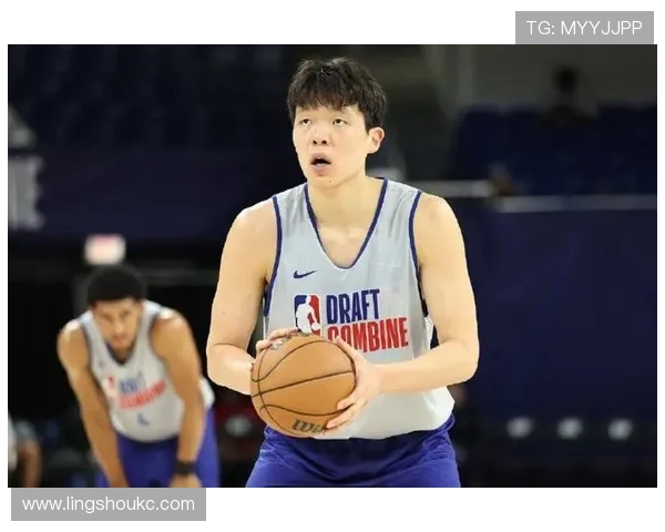 杨瀚森无球策应改变内线格局